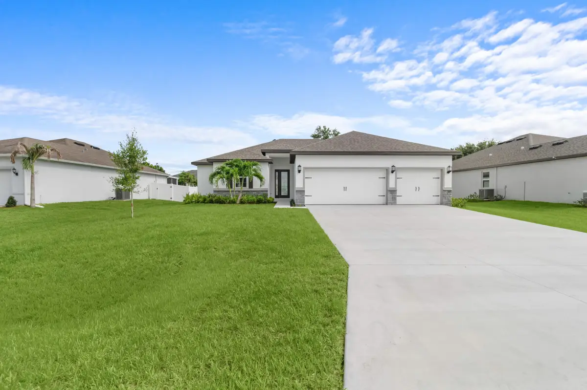9166 103rd Court, Vero Beach, FL 32967 - #1