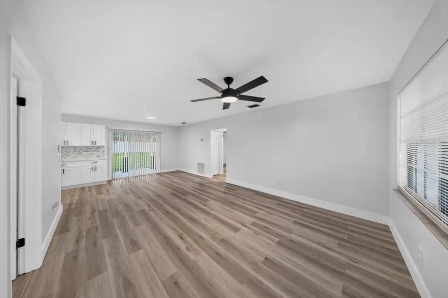 2557 SE Robin Circle, Port Saint Lucie, FL 34952 - #3