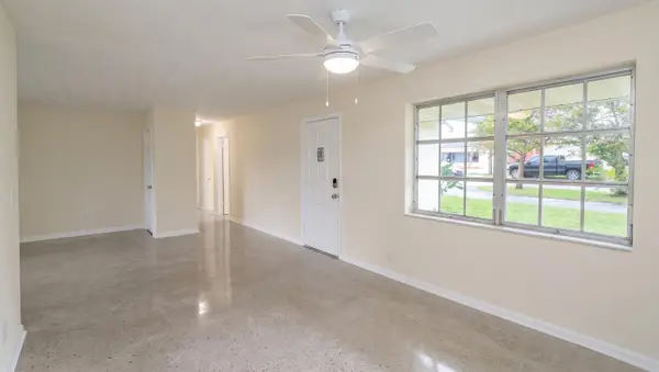 531 SW 11th Avenue, Hallandale Beach, FL 33009