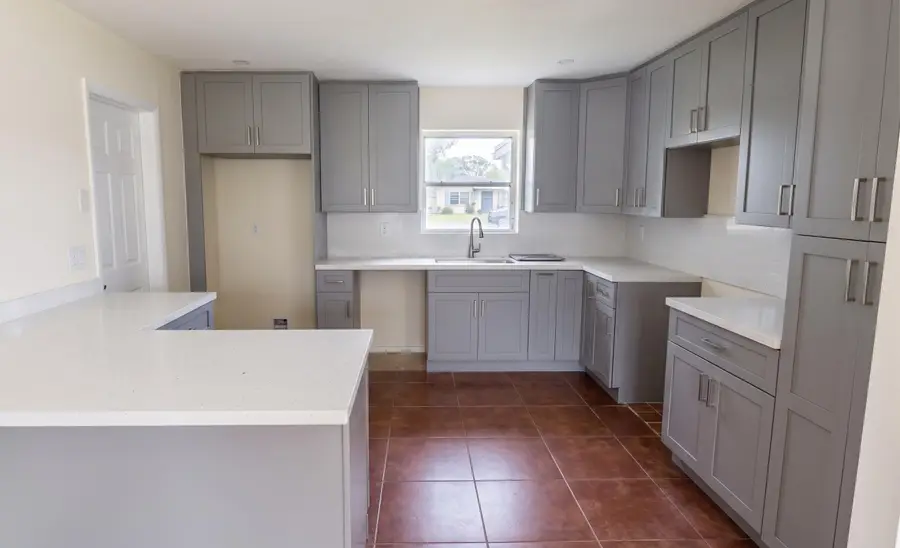 531 SW 11th Avenue, Hallandale Beach, FL 33009 - #3