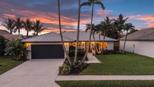 129 Stillwater Circle, Jupiter, FL 33458