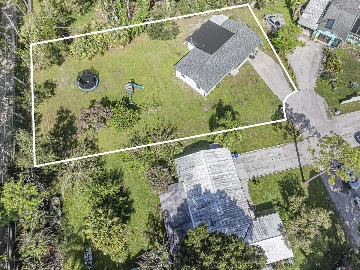 2755 6th Place, Vero Beach, FL 32968 - #1