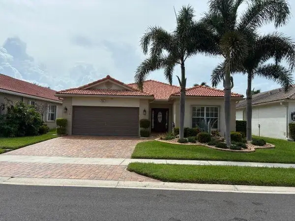 10398 Utopia Circle E, Boynton Beach, FL 33437