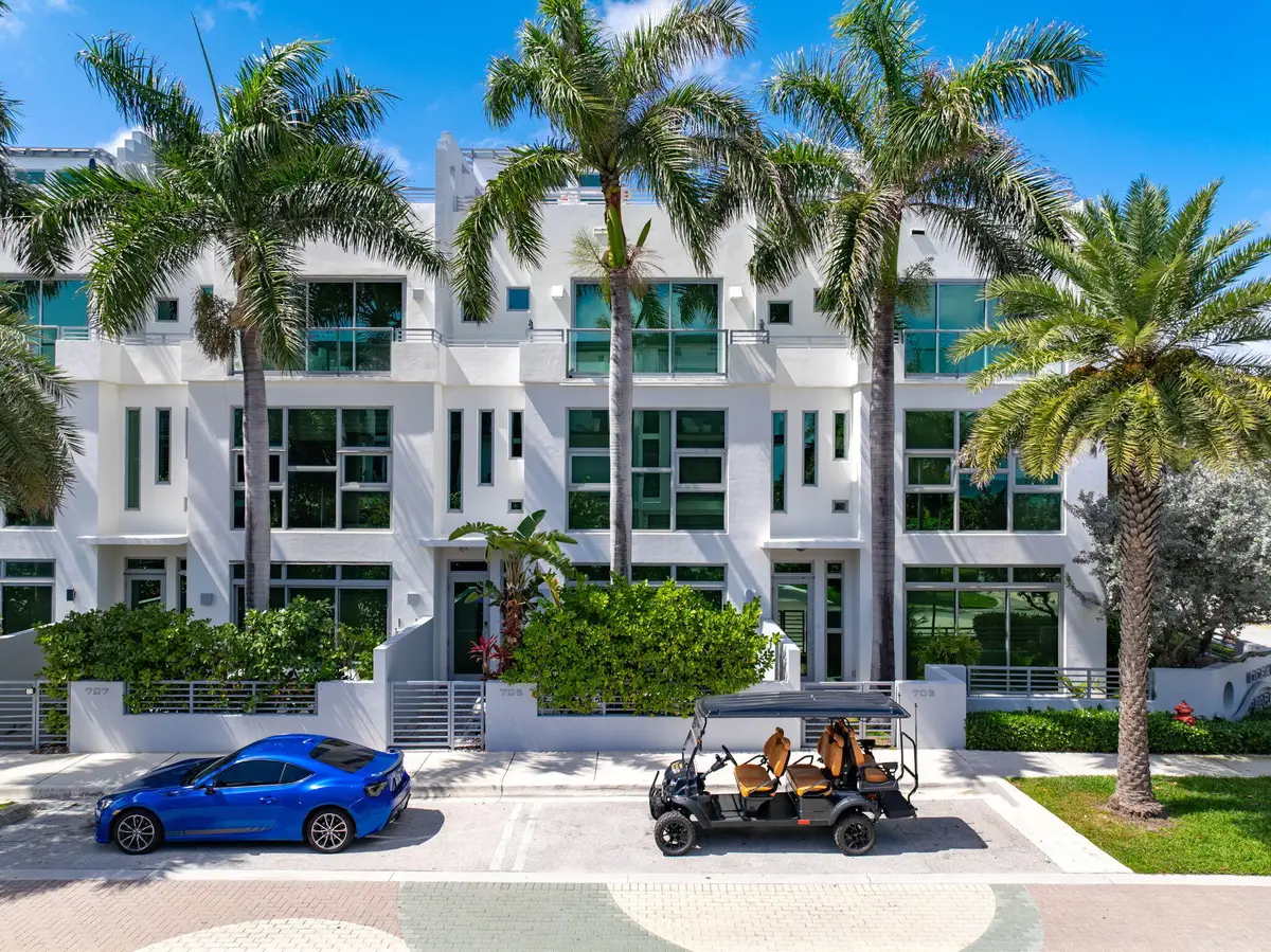 705 Briny Avenue, Pompano Beach, FL 33062 - #1