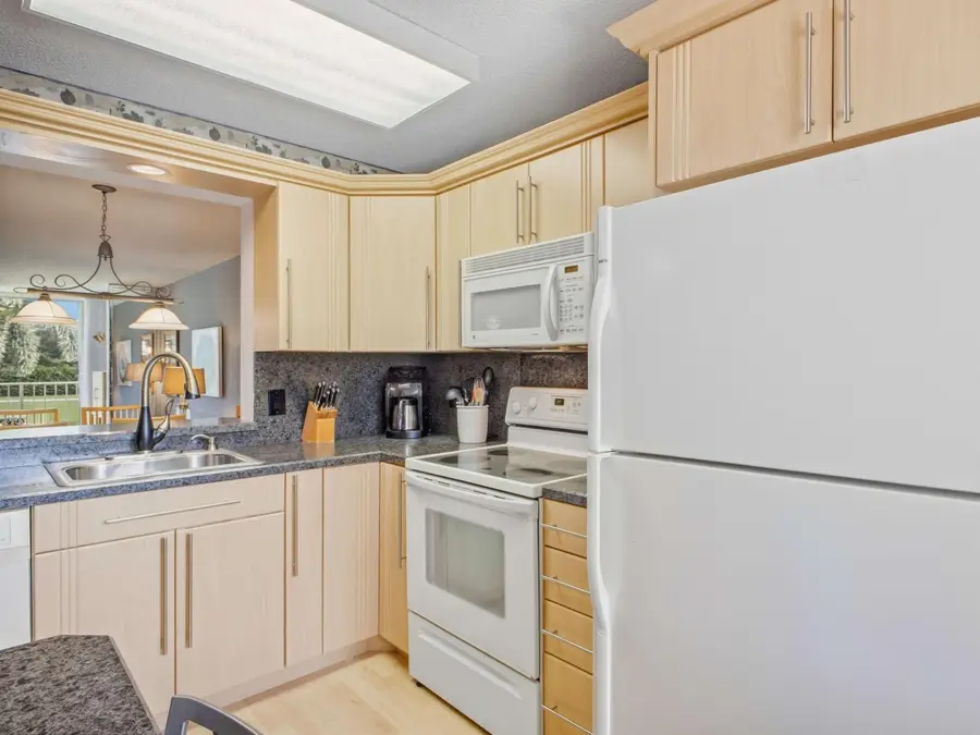 7145 Huntington Lane #205, Delray Beach, FL 33446 - #2