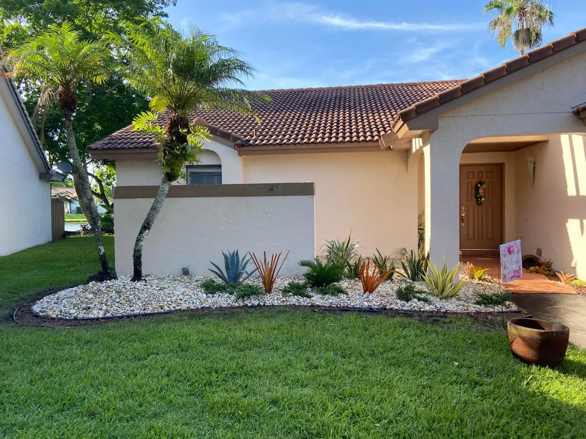 2067 Montpeliar, Weston, FL 33326 - #1
