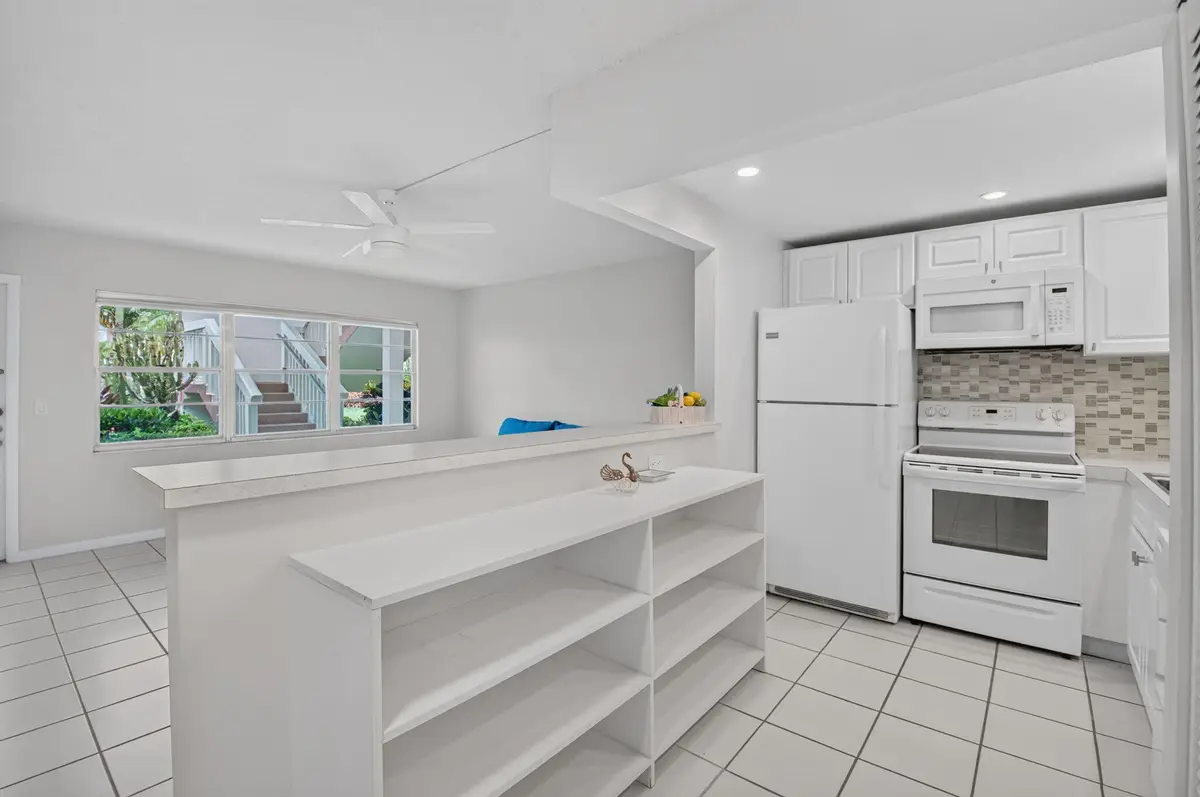591 Fanshaw O, Boca Raton, FL 33434 - #1