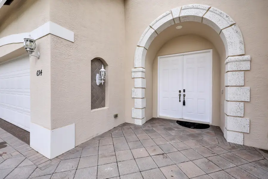 694 SW Lake Charles Circle, Port Saint Lucie, FL 34986 - #2
