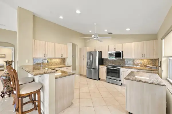 7118 Treviso Lane, Boynton Beach, FL 33472