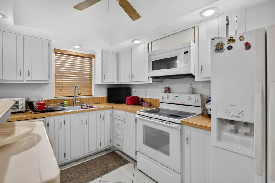 5860 NW 44th Street #510, Lauderhill, FL 33319 - #3