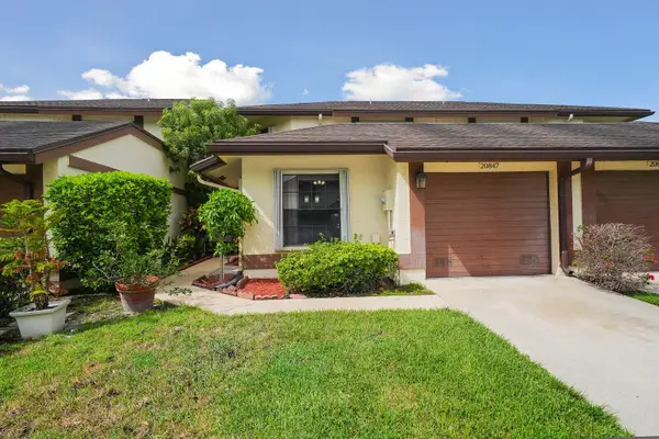 20847 Boca Ridge Drive N, Boca Raton, FL 33428