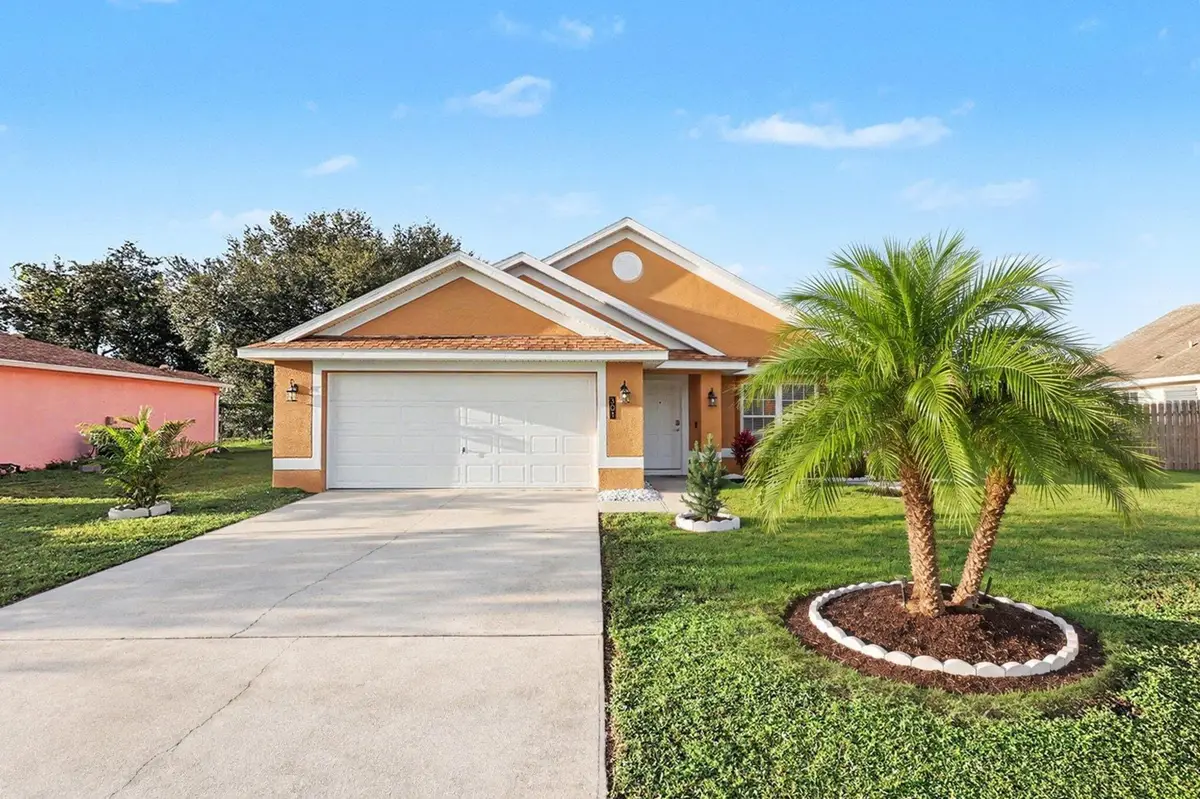 301 Bougainvillea Street Nw, Palm Bay, FL 32907 - #1