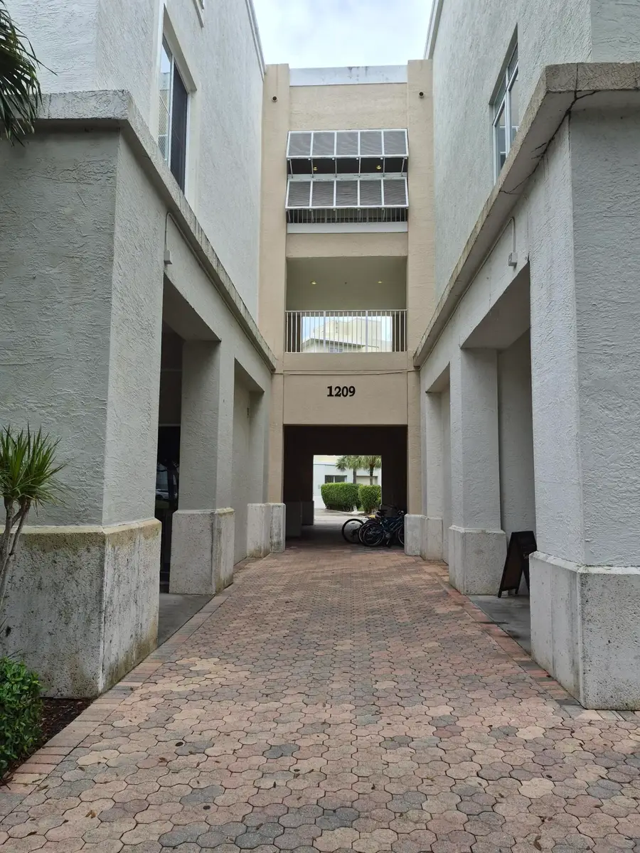 1209 Main Street #205, Jupiter, FL 33458 - #2