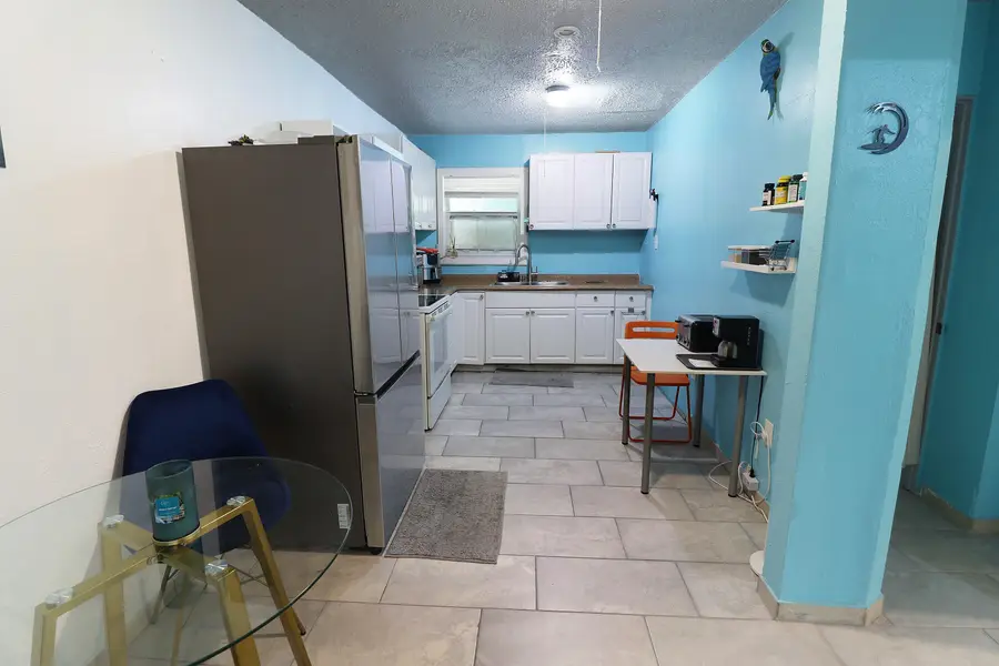 207 SW 4th Street, Deerfield Beach, FL 33441 - #3