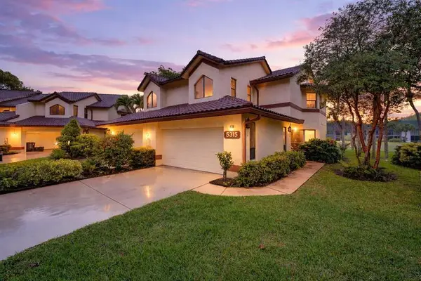 5315 10th Fairway Drive #2, Delray Beach, FL 33484