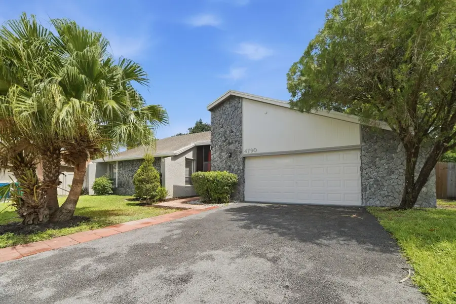 4790 NW 85th Avenue, Lauderhill, FL 33351 - #2