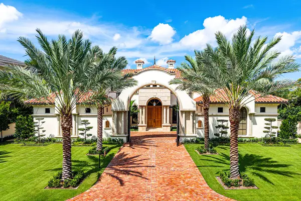 2055 Royal Palm Way, Boca Raton, FL 33432