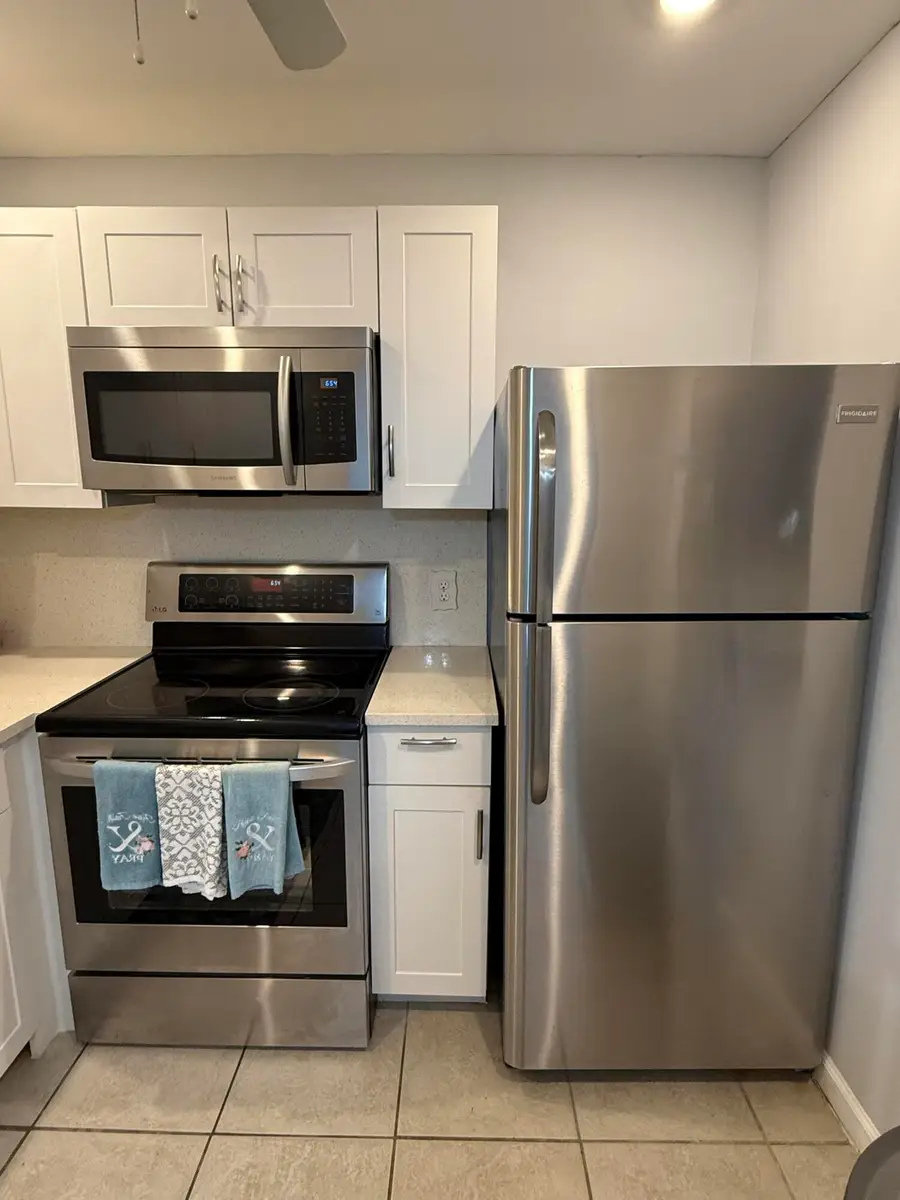 200 Village Green E #218, Palm Springs, FL 33461 - #2