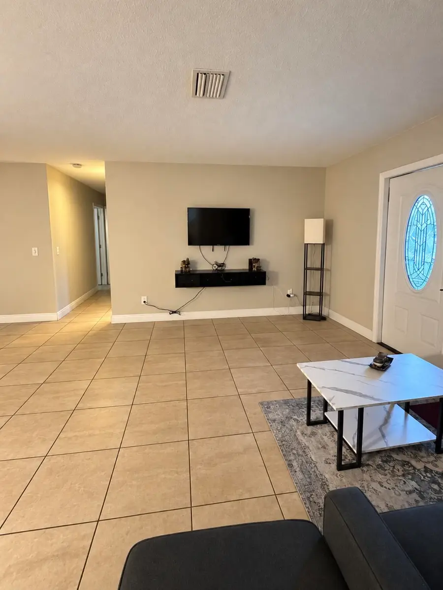 110 N 40th Street, Fort Pierce, FL 34947 - #3