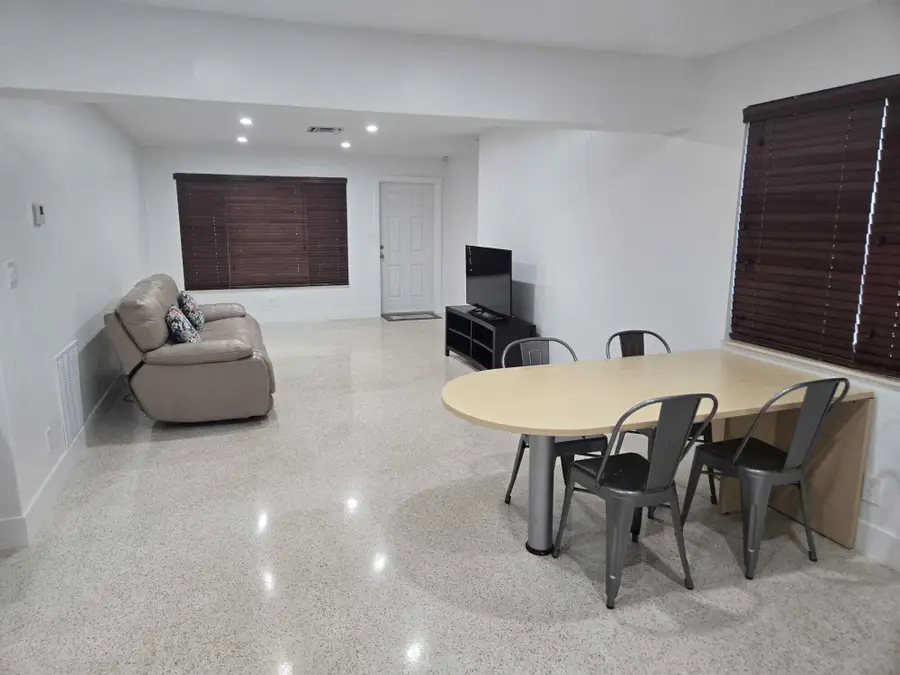 1140 SW 32nd Street, Fort Lauderdale, FL 33315 - #3