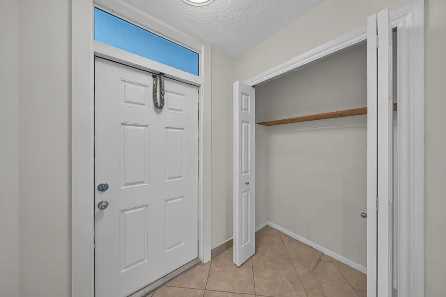 610 NE 12th Avenue #601, Hallandale Beach, FL 33009 - #3