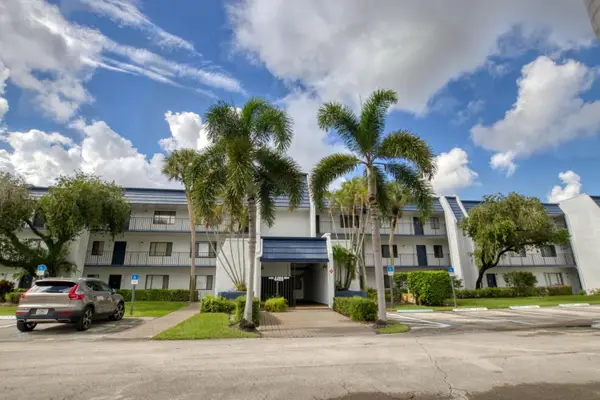 4489 Luxemburg Court #304, Lake Worth, FL 33467