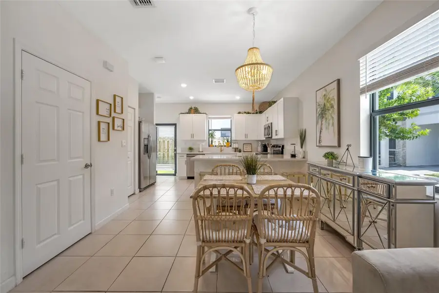 1622 SW 28th Court, Fort Lauderdale, FL 33315 - #2