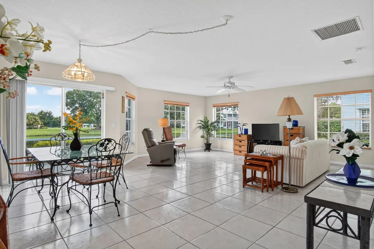 1120 Swan Lake Circle #1402, Port Saint Lucie, FL 34986 - #1