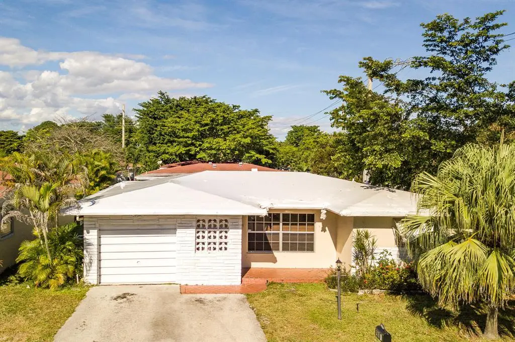 901 NW 48th Place, Pompano Beach, FL 33064 - #1