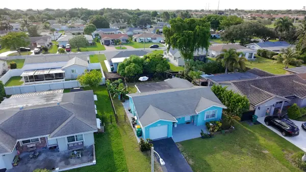 8201 NW 103rd Avenue, Tamarac, FL 33321