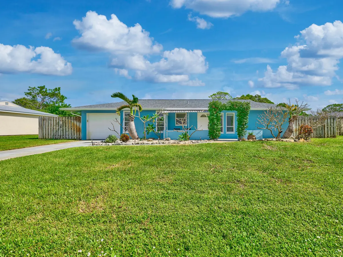 1341 SE Mohave Street, Port Saint Lucie, FL 34952 - #1
