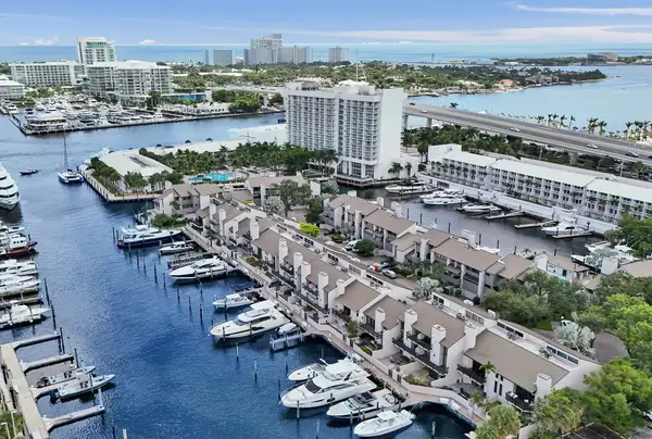 15 Port Side Drive #15, Fort Lauderdale, FL 33316