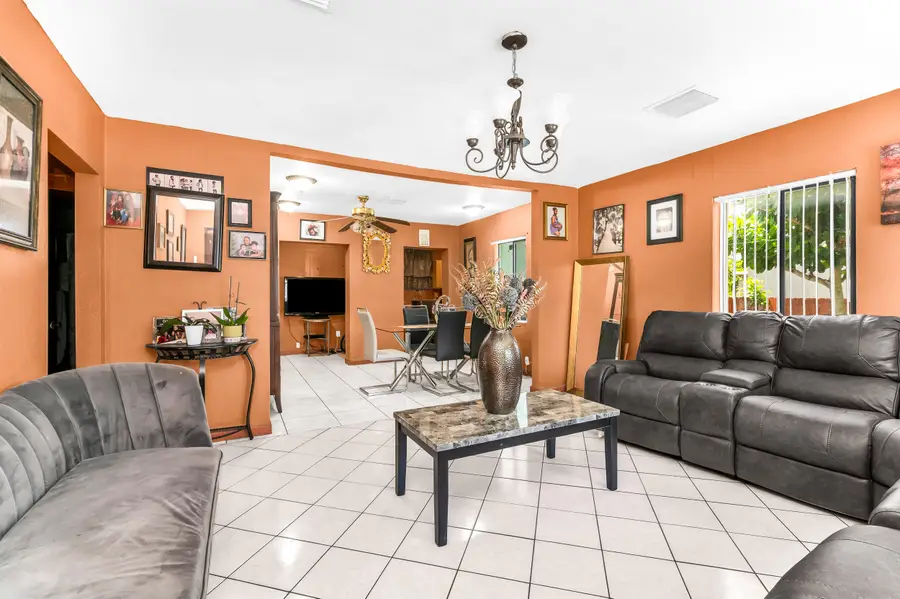 146 SE 5th Avenue, Boynton Beach, FL 33435 - #3