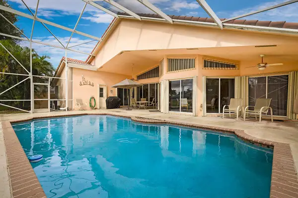 4900 NW 100th Terrace, Coral Springs, FL 33076