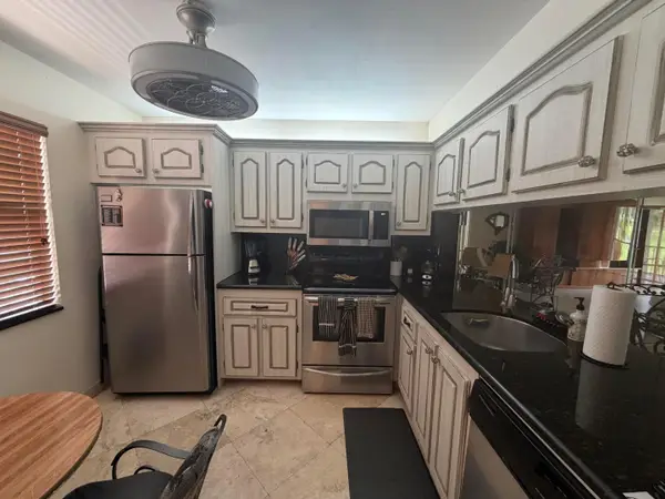 4502 Martinique Way #D2, Coconut Creek, FL 33066
