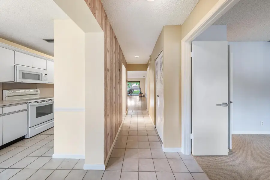 10101 Mangrove Drive #201, Boynton Beach, FL 33437 - #3