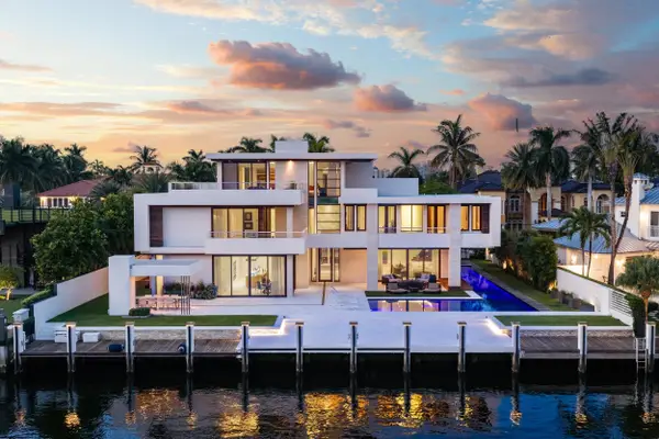 10 Pelican Drive, Fort Lauderdale, FL 33301
