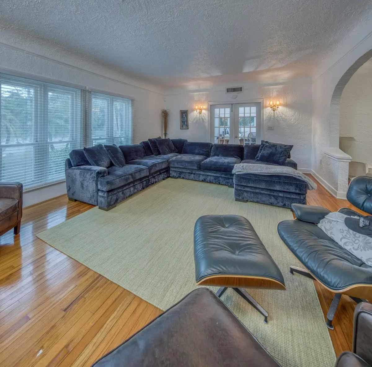 411 S Federal Highway, Lake Worth Beach, FL 33460 - #1