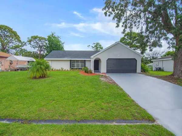 374 SW Homeland Road, Port St Lucie, FL 34953