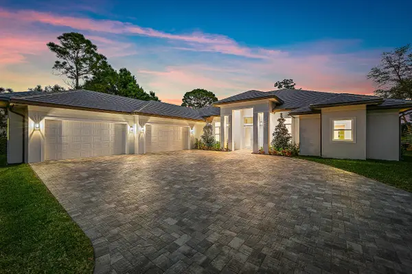 18211 SE Old Trail Drive W, Jupiter, FL 33478