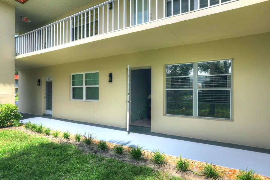 46 Woodland Drive #106, Vero Beach, FL 32962 - #3