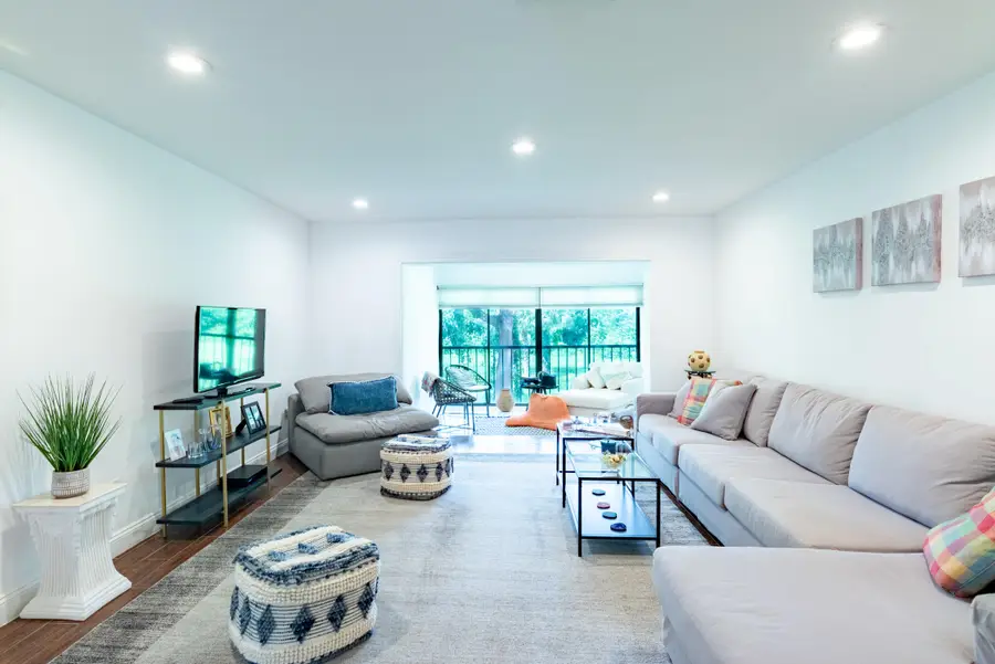 9282 Vista Del Lago #D, Boca Raton, FL 33428 - #2