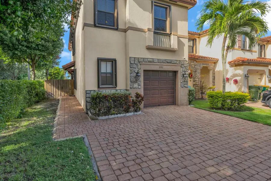 3701 NE 2nd Street, Homestead, FL 33033 - #3