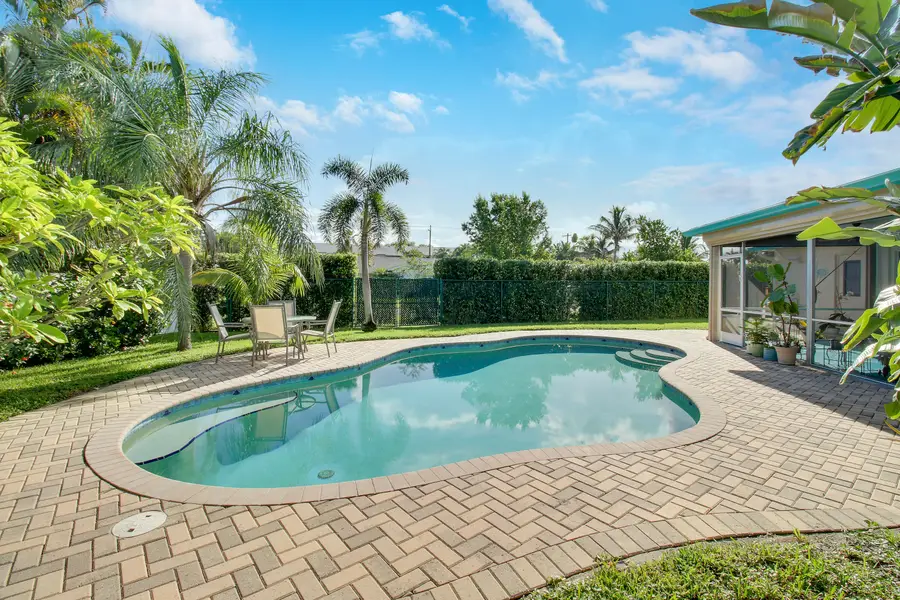 60 Camelia Circle, Tequesta, FL 33469 - #2