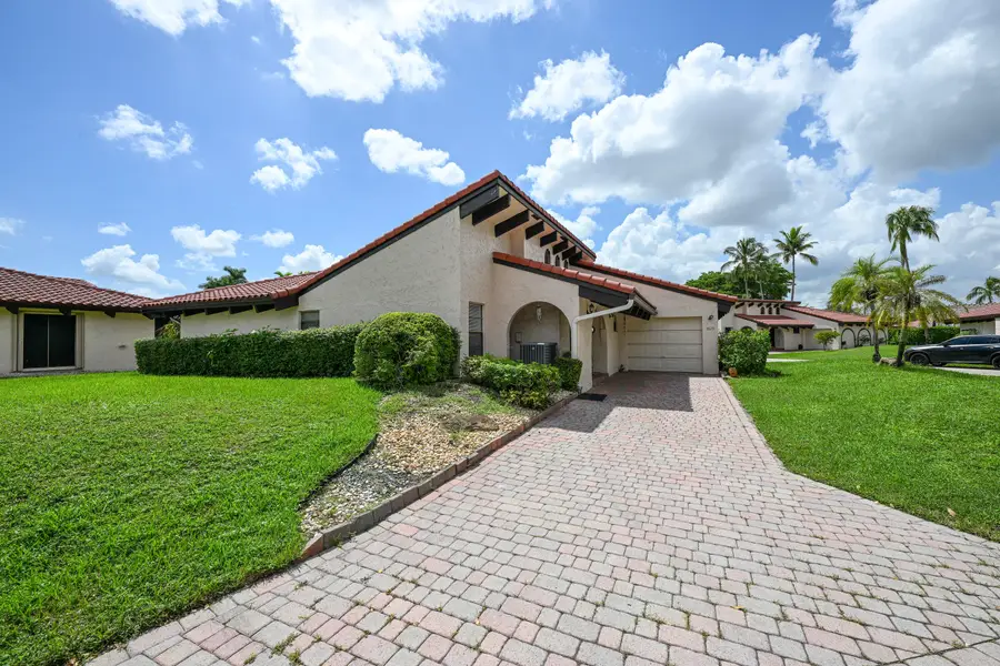 8129 Pine Circle #33, Tamarac, FL 33321 - #2