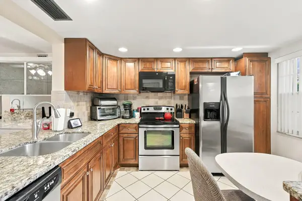 2903 Victoria Circle #C1, Coconut Creek, FL 33066