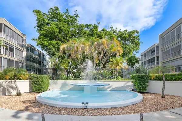 6731 Cypress Road #205, Plantation, FL 33317