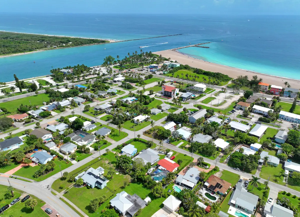 307 Granada Street, Fort Pierce, FL 34949 - #1