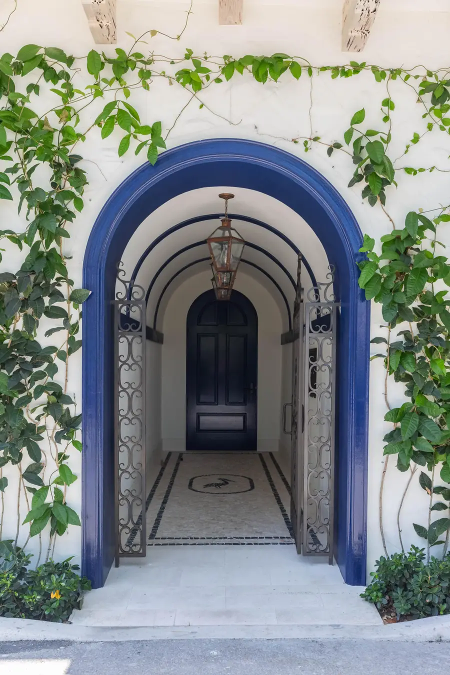 236 Phipps Plaza #202, Palm Beach, FL 33480 - #3