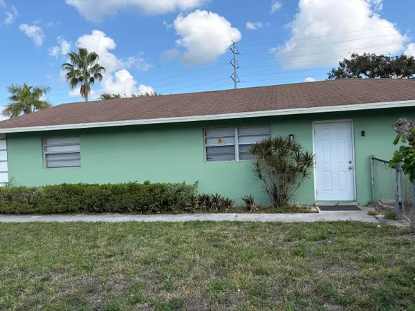 5954 Bahama Court, West Palm Beach, FL 33407